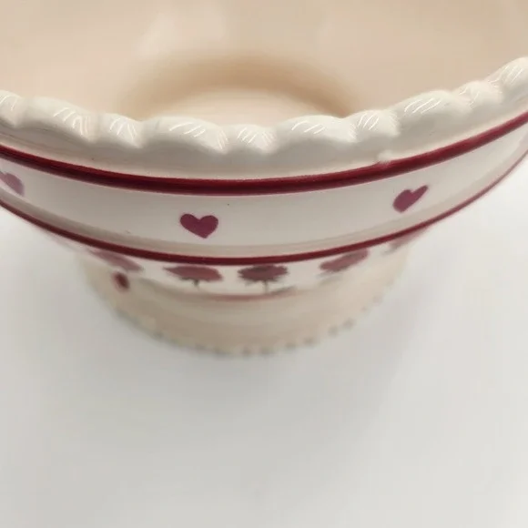 Bath & Body Works Roses Chocolates Hearts 6 1/2" Planter Bowl Unique Gift Idea - Picture 5 of 10